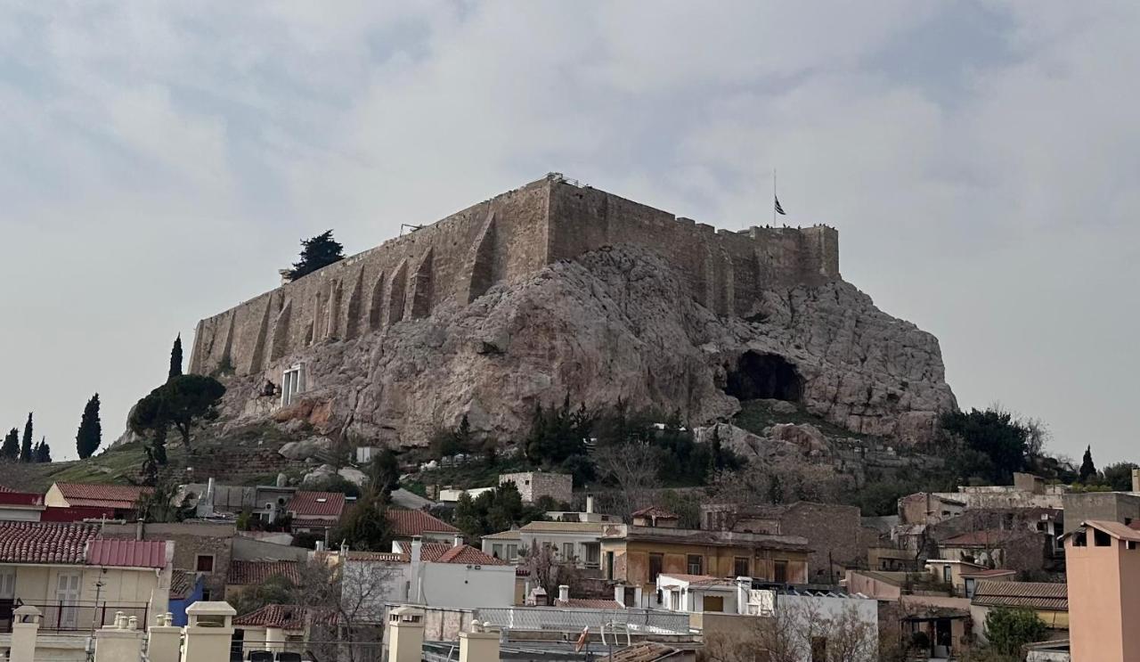 Plaka With Acropolis Rooftop View Access Athén Kültér fotó